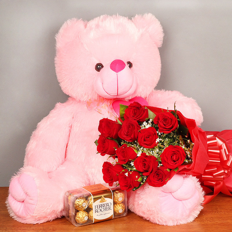 Big Teddy & Rocher With Roses